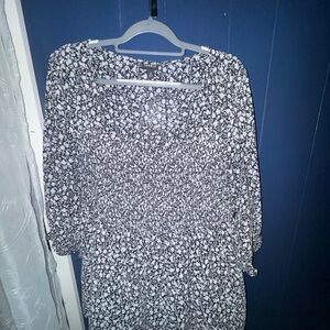 Torrid Black and White Floral Long Sleeve Top